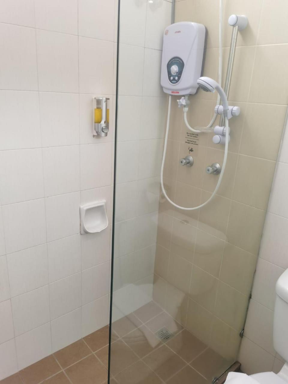 Lovita Hotel Kuantan Eksteriør bilde